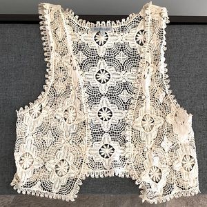 Women’s Boho Crocheted Vest (size M)
